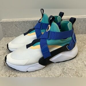 Nike Air Huarache City 'Sail Menta Blue' SZ 10.5